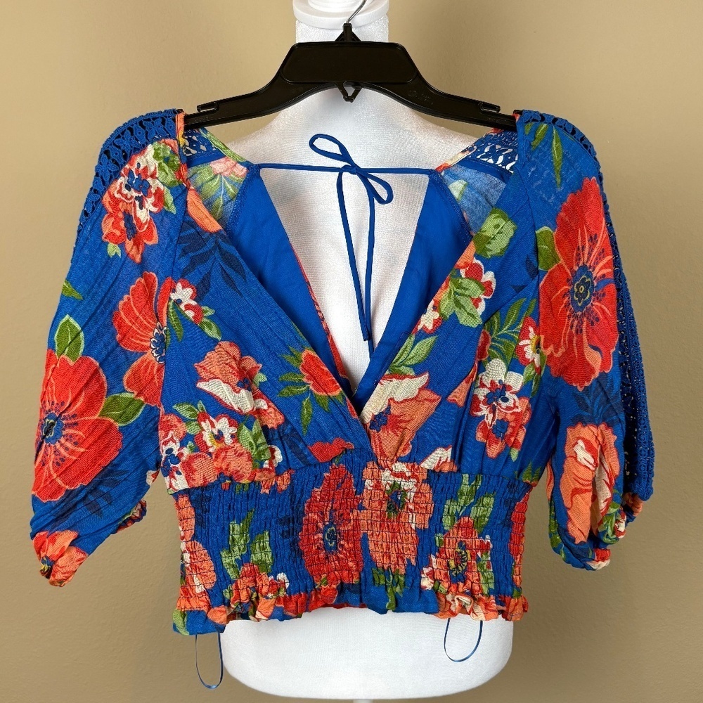 Guess Ariana Tropical Blue with Floral Print Smocked Crop Top NWT